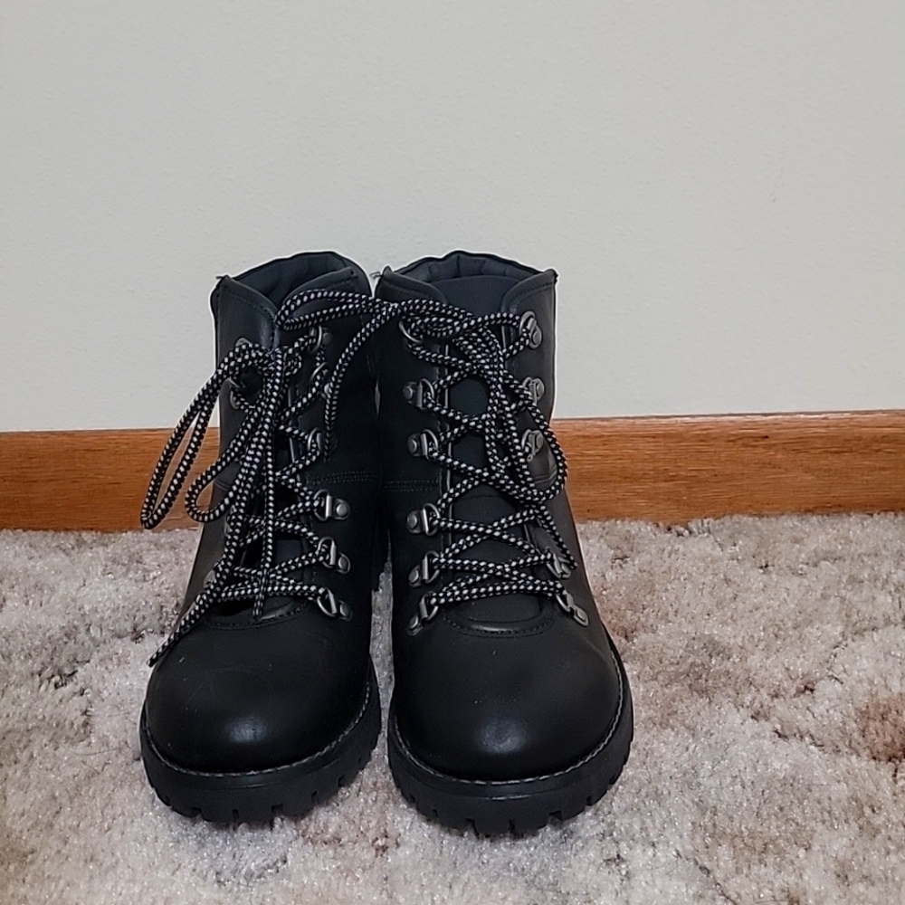 St. JOHN'S BAY Landson Boots